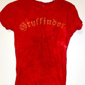 Harry Potter Gryfindor t shirt size medium